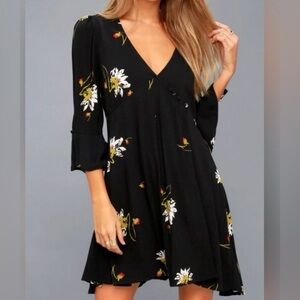 Free People  women Mini dress size SP black floral  bohemian long sleeves .